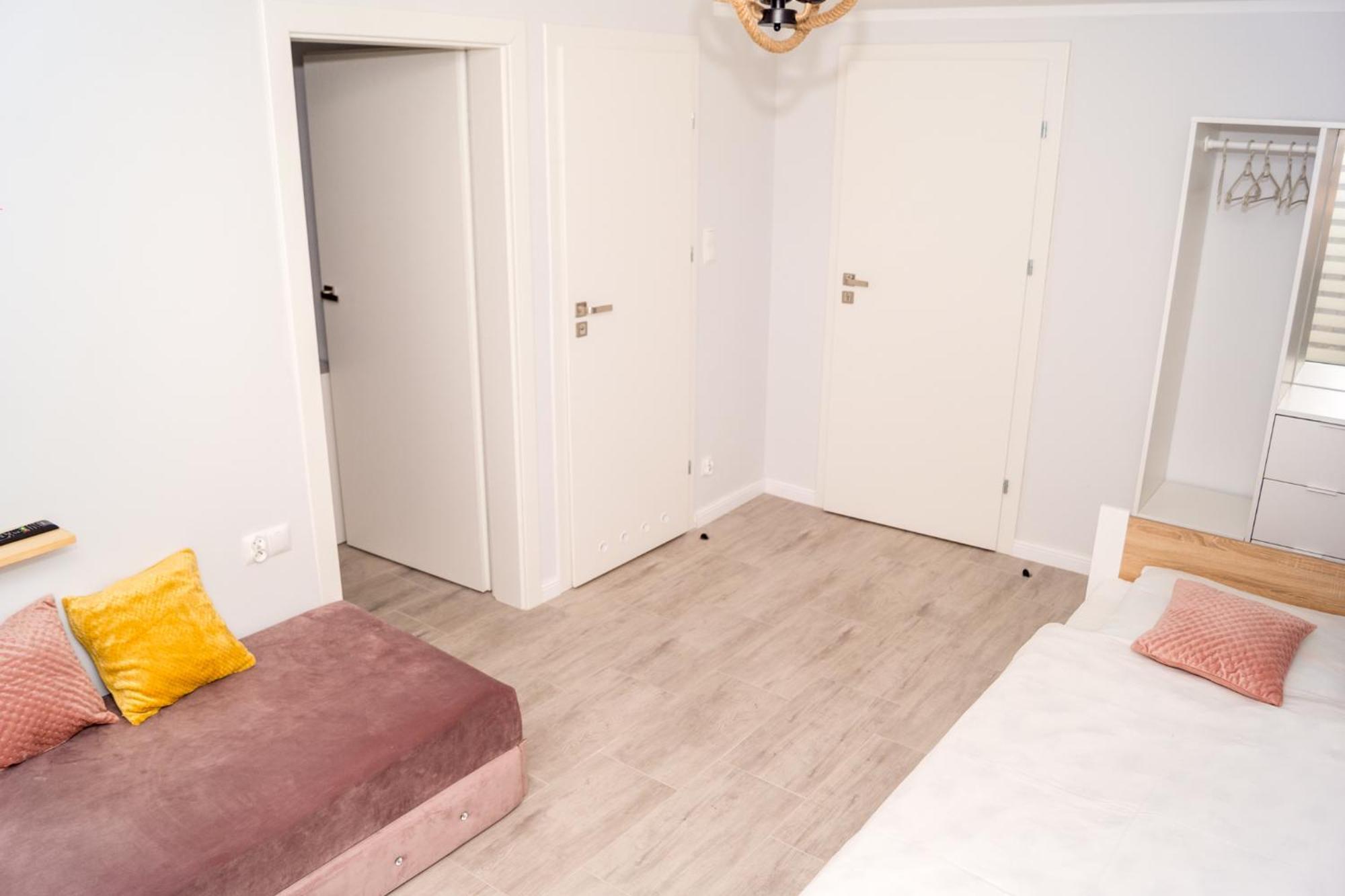 Zibi I Pod Topolami Łazy Exterior foto